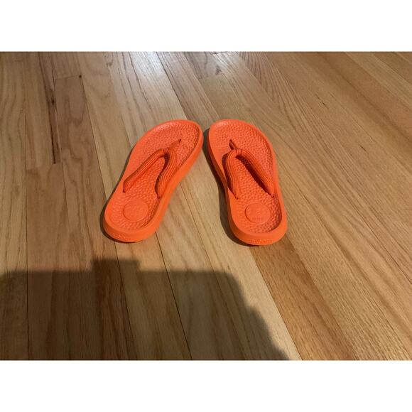 All birds orange flip flops size 7 - Picture 2 of 3